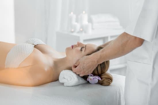 광대윤곽주사 &ndash; 수술 없이 광대 줄이는 초간편 윤곽 시술