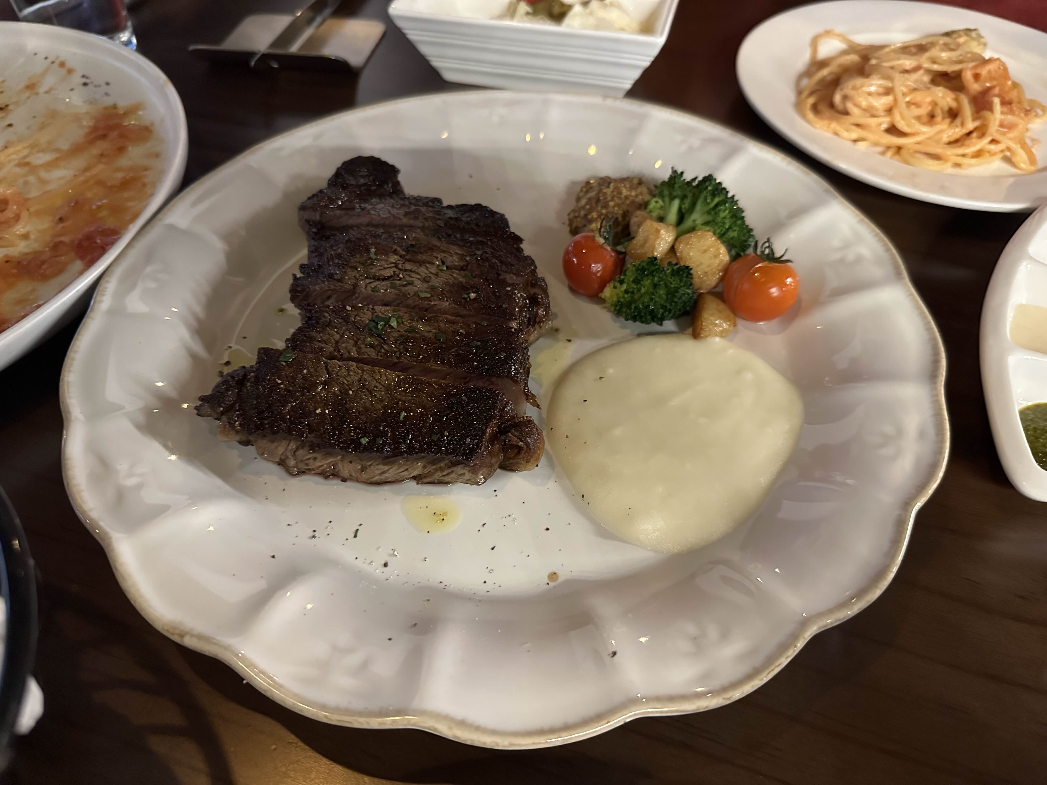 다니엘 스테이크하우스 채끝 등심 스테이크