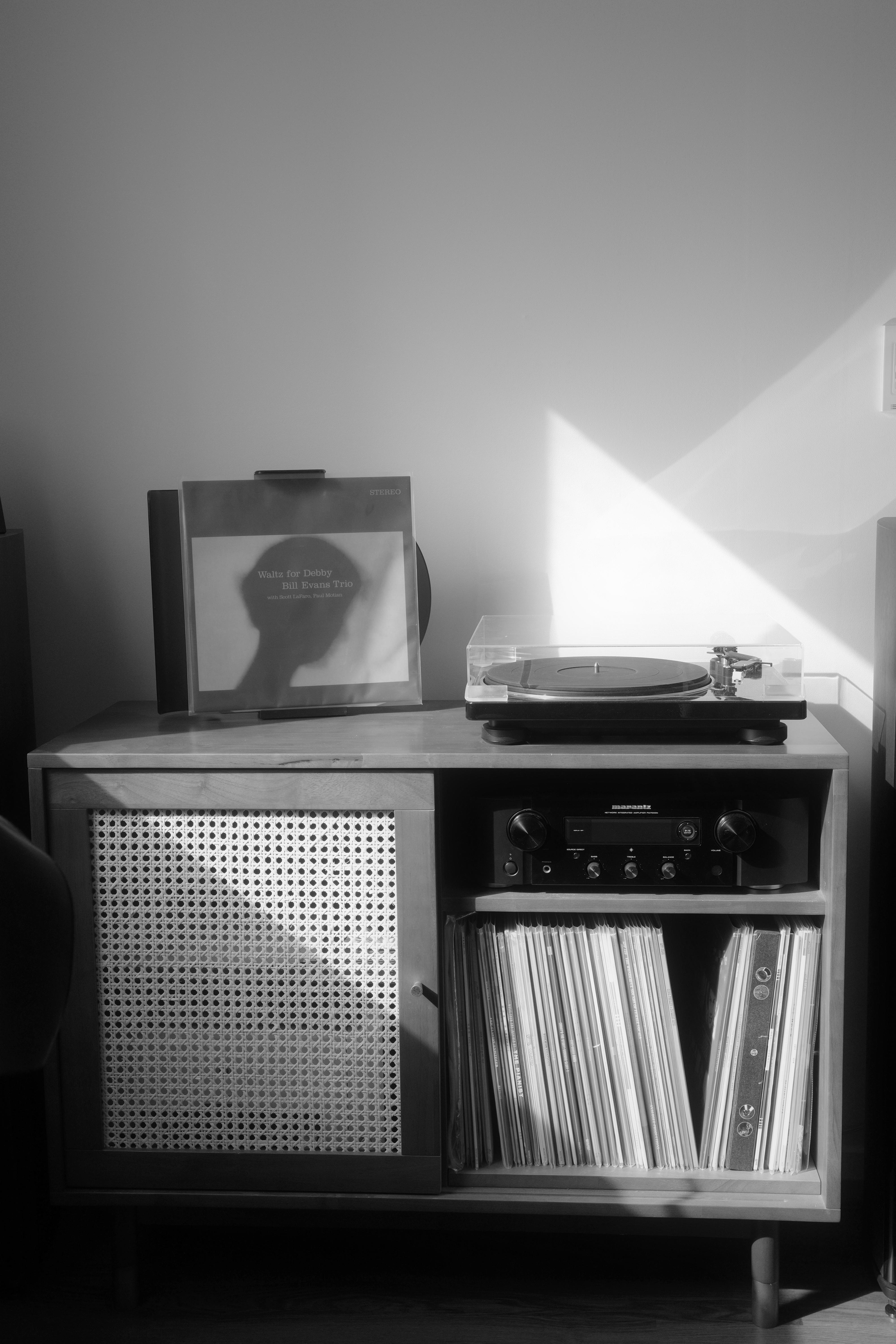 리코 GR3 사진 소프트 모노톤