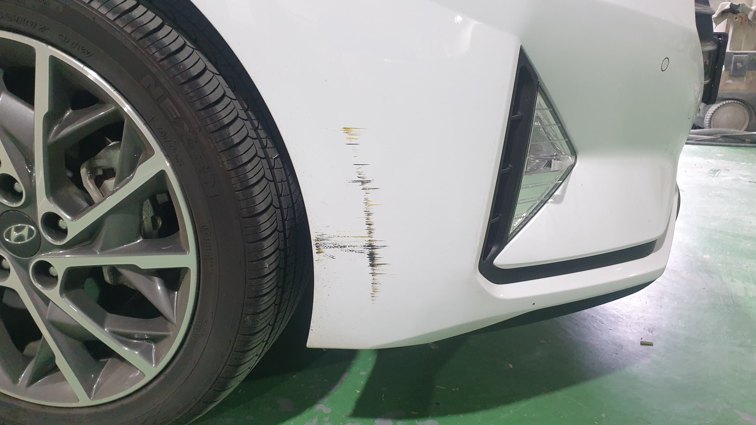 범퍼도색 - 사고부위