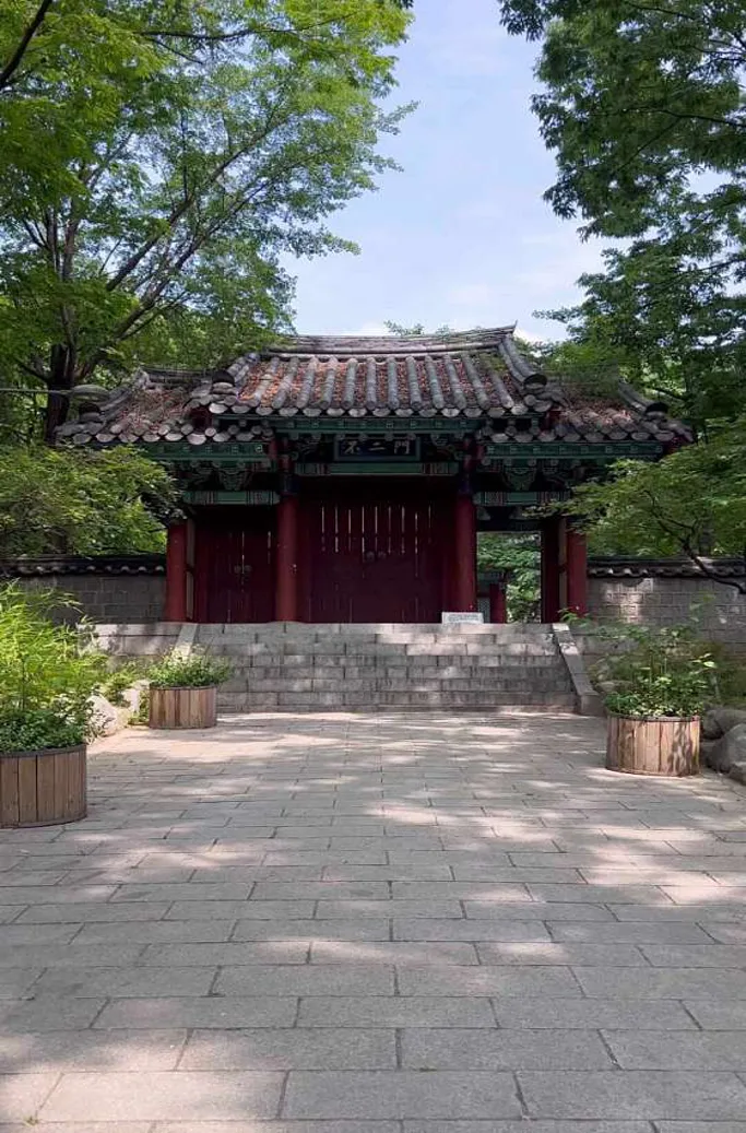 사육신묘