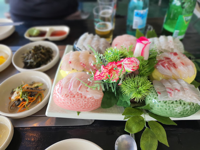 제부도 바다앞 횟집 '여울수산'