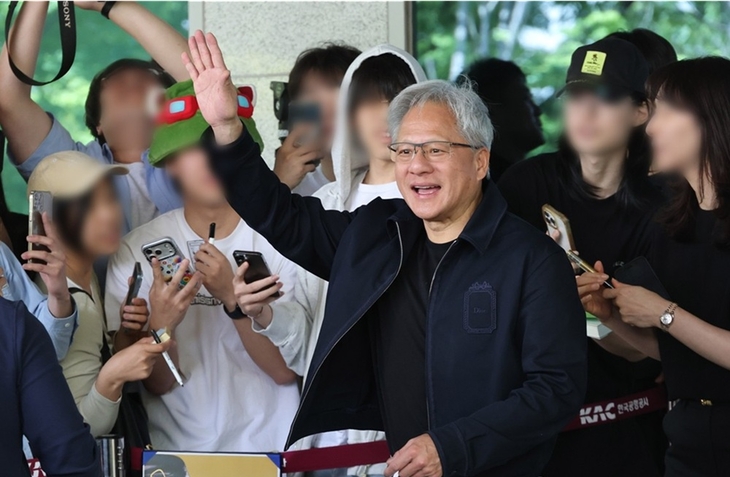 젠슨 황 방한 목적 분석: 삼성 SK 하이닉스 HBM4 인증 완료 의미와 로보틱스 R&D 센터 투자 계획 총정리