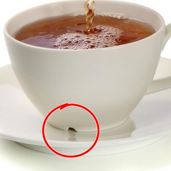 컵 아래 작은 구멍,팁줌