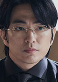 황세웅 역 정문성