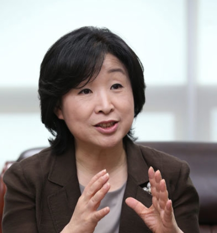 인터뷰