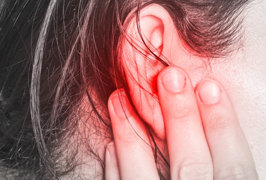 귀에서-소리-나는-이유