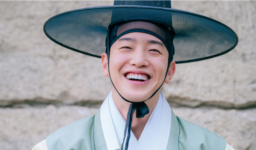 출처 : tvN '청춘월담'공식 홈페이지 김명진/만연당의 주인(이태선)