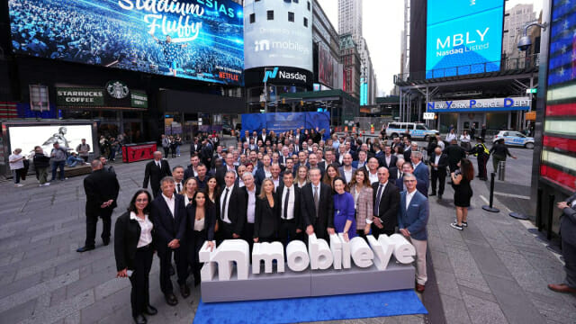 인텔은 2017년 모빌아이 인수 후 5년만인 2022년 10월 나스닥에 재상장했다.