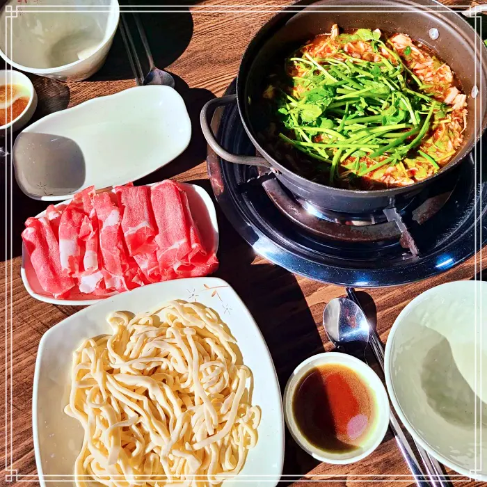 TJB 생방송투데이 김해, 인제대 샤브샤브 손칼국수 맛집