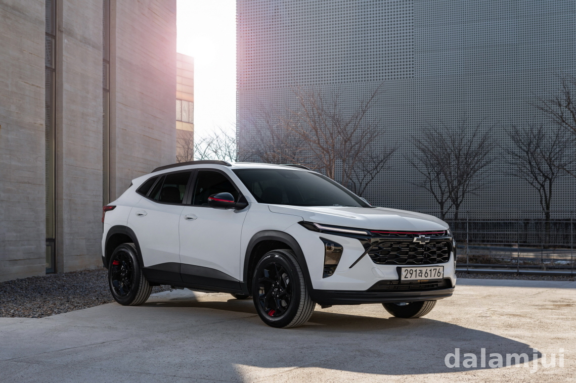 2025 쉐보레 트랙스 크로스오버 가격 연비 제원 특징 소형SUV 추천