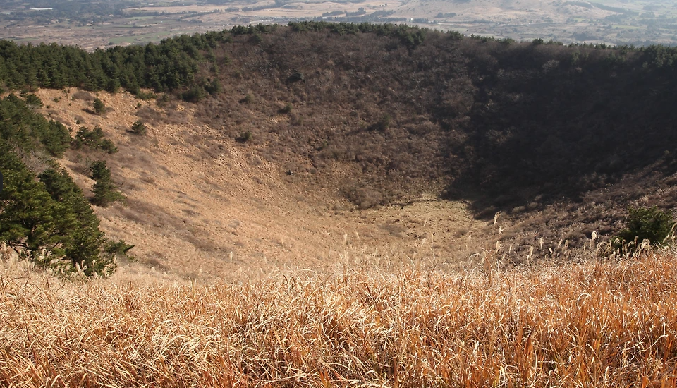 다랑쉬오름 원형 분화구