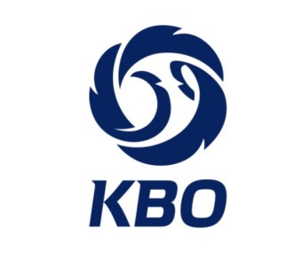 프로야구 시즌 개막과 소비지출의 상관관계