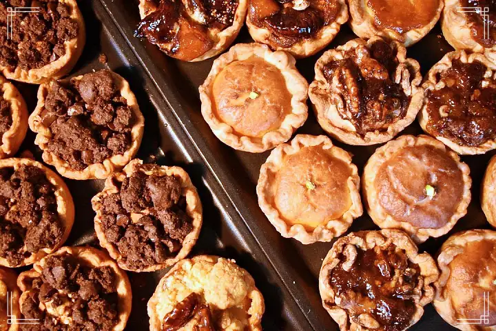 토요일은 밥이좋아 군포 산본 유럽풍 디저트 카페 맛집 프랑스 갈레트 영국 컵케이크 트라이플 현지인 추천 토밥 좋아 방송정보