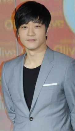 가수겸 배우 알렉스 4년전 이혼