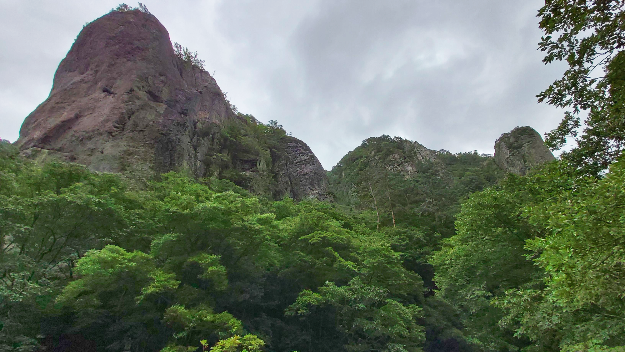 경북 청송군 주왕산 기암괴석