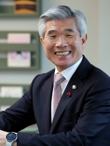 이기식 병무청장 프로필 나이 고향 학력 재산 종교