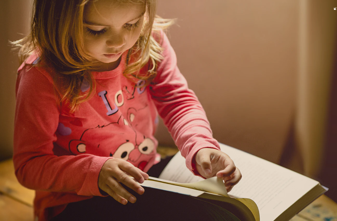 Why is important to teach our children to develop critical thinking and how to do it