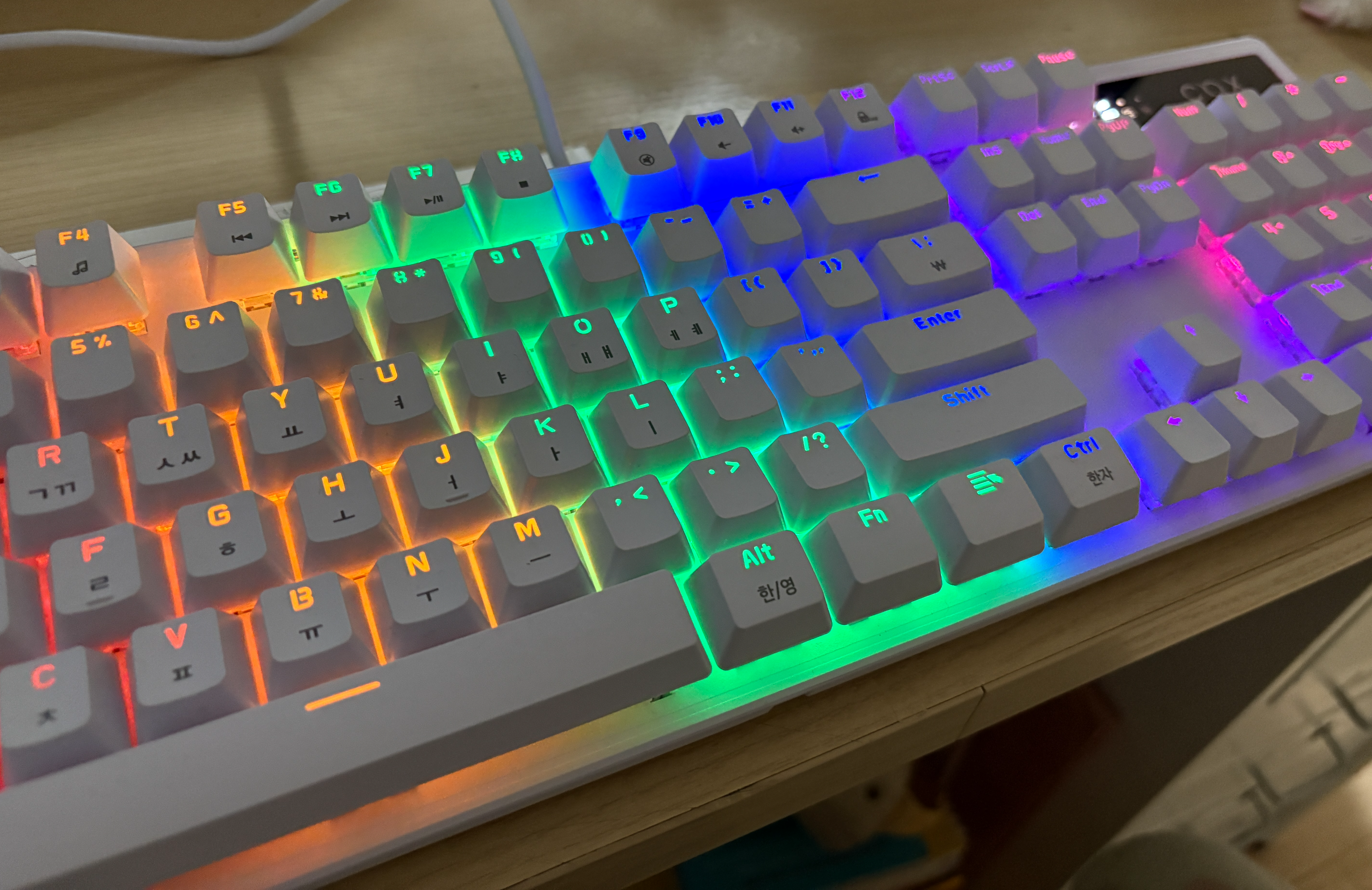 COX_게이밍_LED_사진2