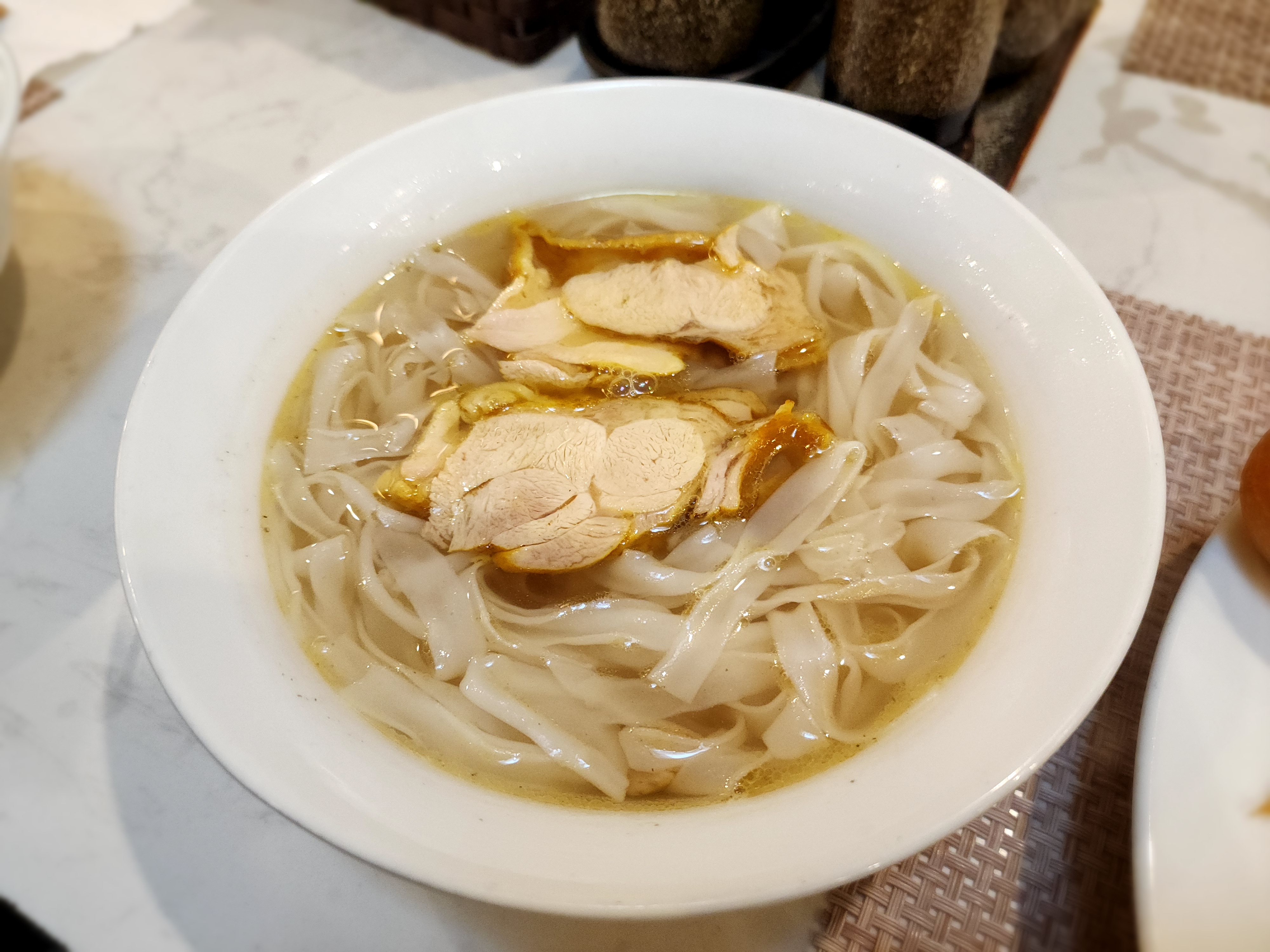 플로라 센터 호텔 앤 스파