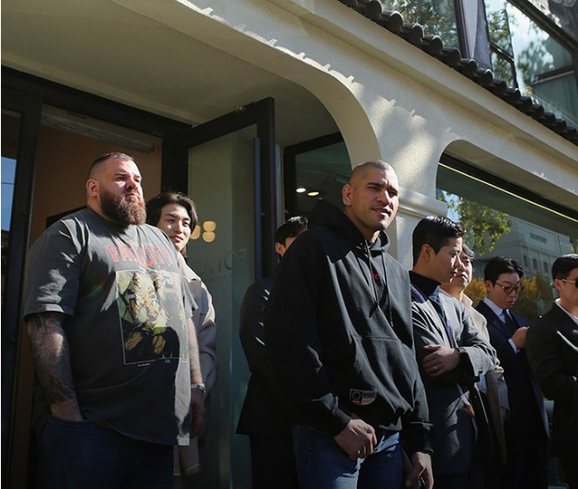 ufc 페레이라 한국 방문