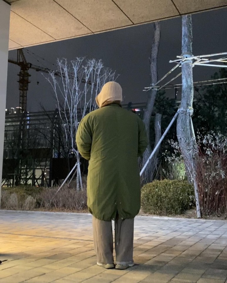 데일리룩(2024. 1. 20.)남자 바라클라바, 인더스트 개파카 M65 야상 피시테일 파카, 디스이스네버뎃 리얼트리 재킷, 무신사스탠다드 트레이닝팬츠, 뉴발란스 993그레이