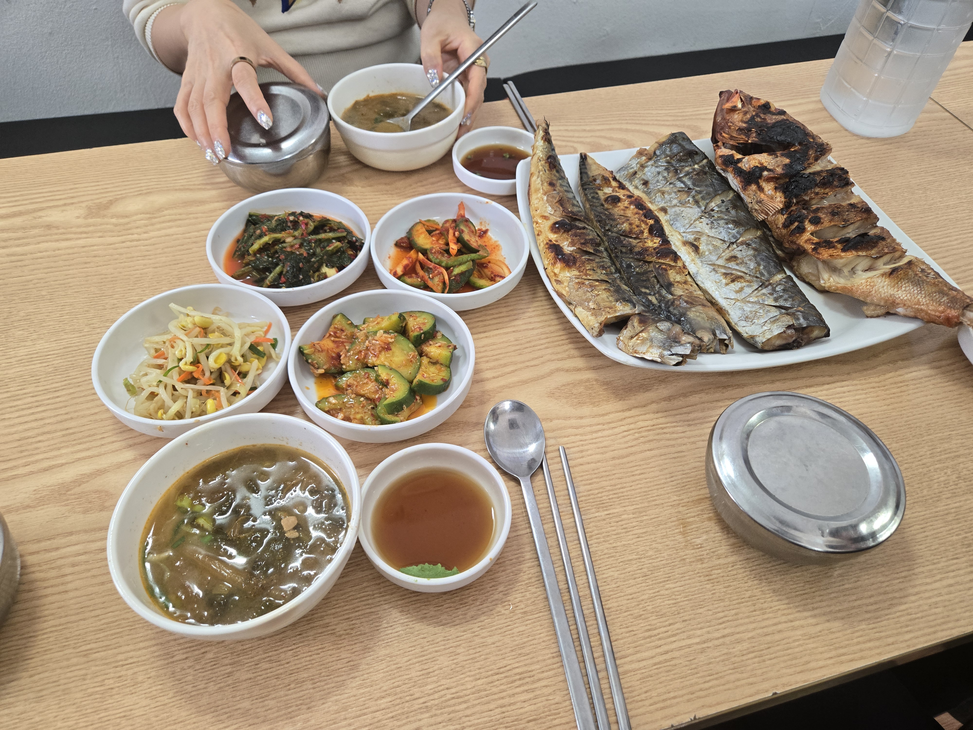 신화 생선구이 밑반찬