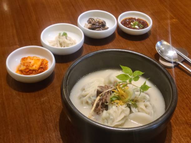 떡만둣국