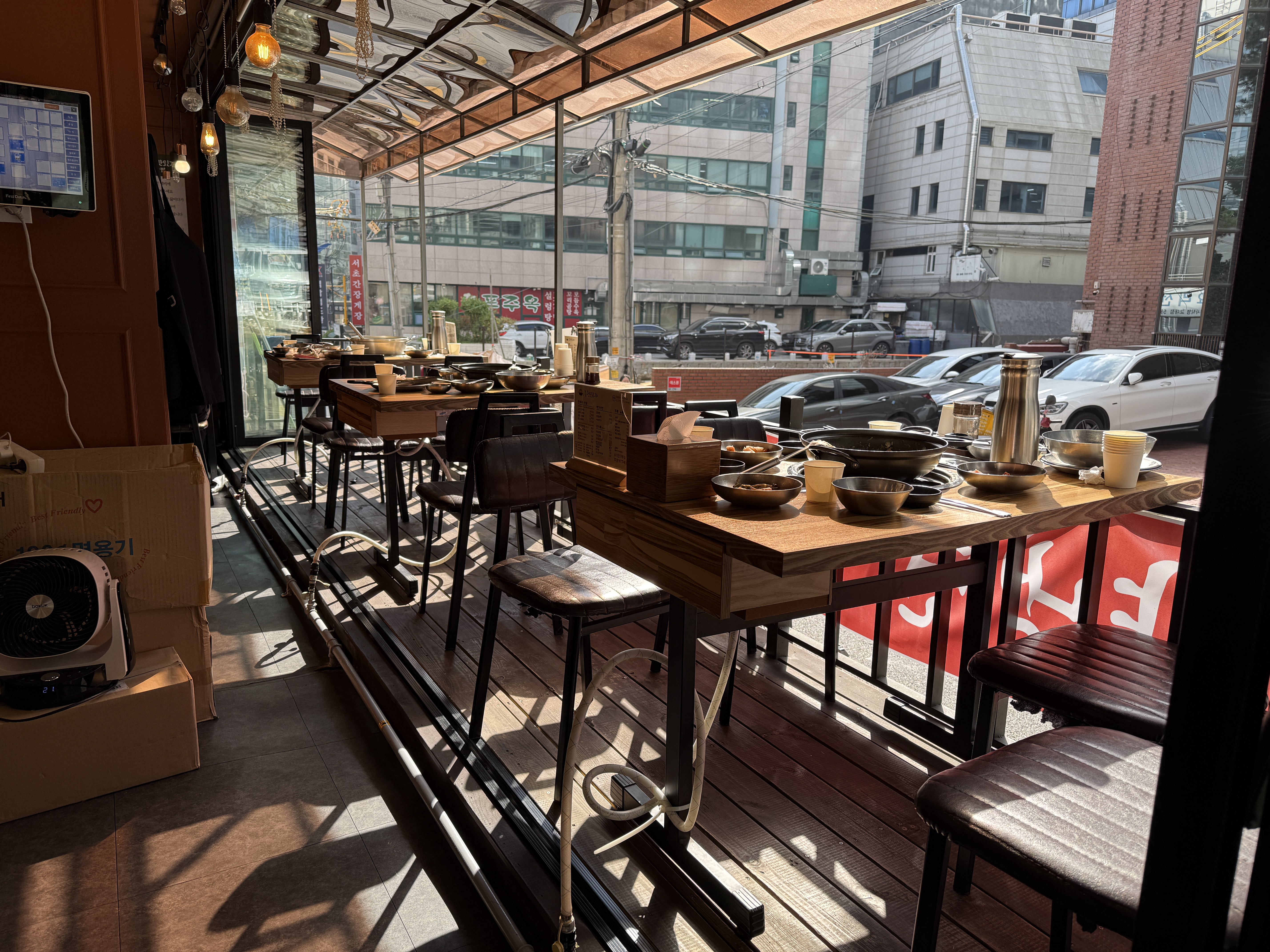 2. 천진교자 만두전문점 내부 인테리어