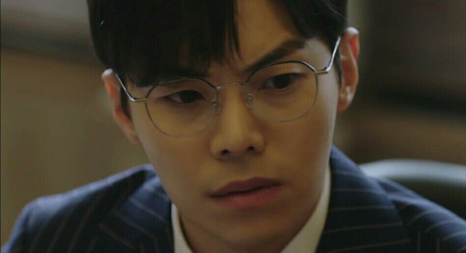 박은석