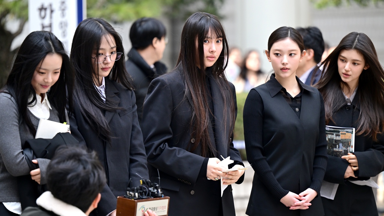 뉴진스 독자활동 가처분 기각… 갈등 장기화 조짐