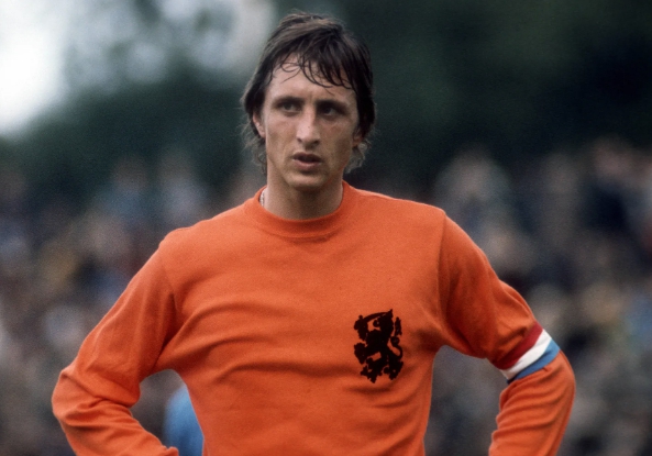 네덜란드 요한 크루이프 역대 축구선수 순위 호날두보다 앞서는 이유 바르셀로나 아약스 전술