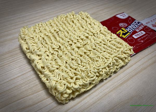 2022년 오뚜기 진비빔면 배사매무초 비빔라면