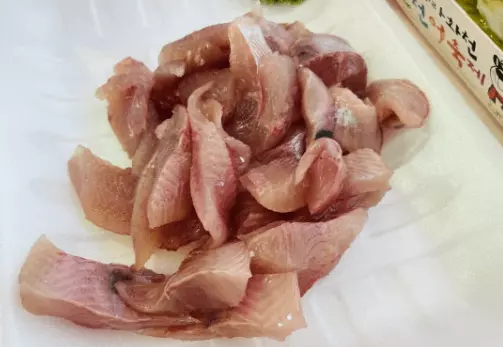 산천어 회