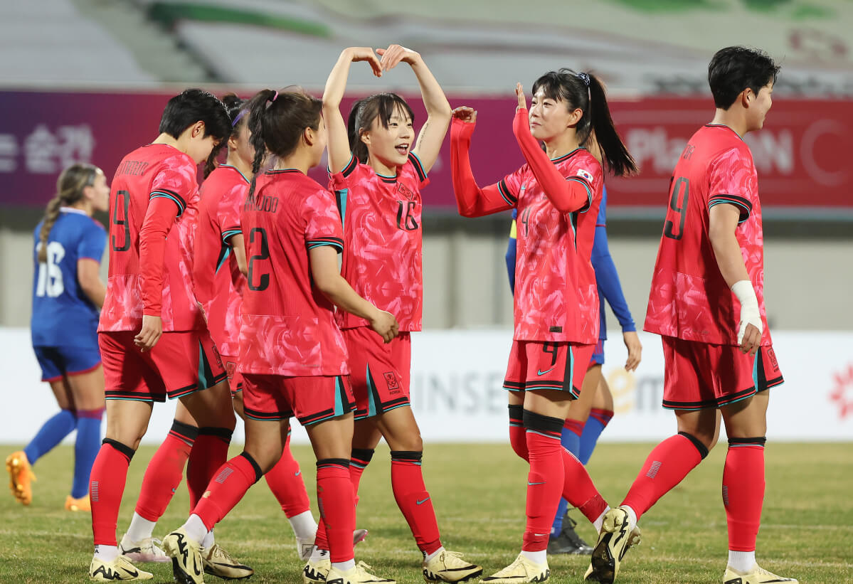 한국 일본 여자 축구 친선경기