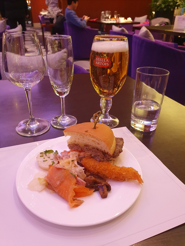 맥주와-플레이트