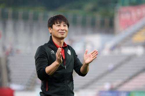 김기동 감독상: 4월 이달의 감독상 수상! FC서울 선두 질주와 역대급 대기록 분석