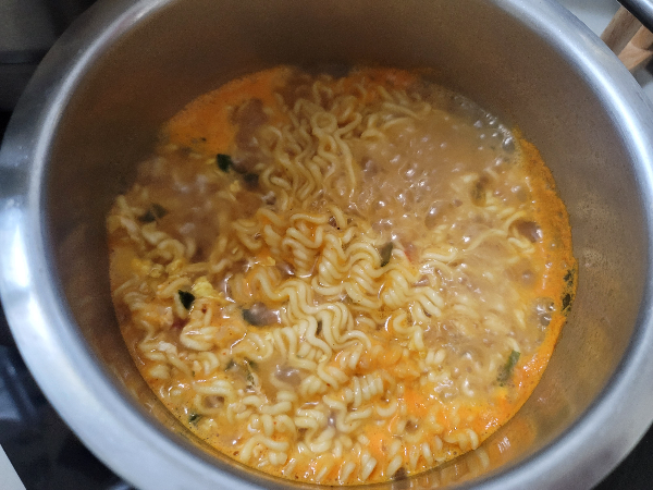 가리비에는 안성탕면