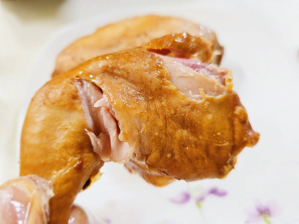 하림 반마리훈제치킨-14