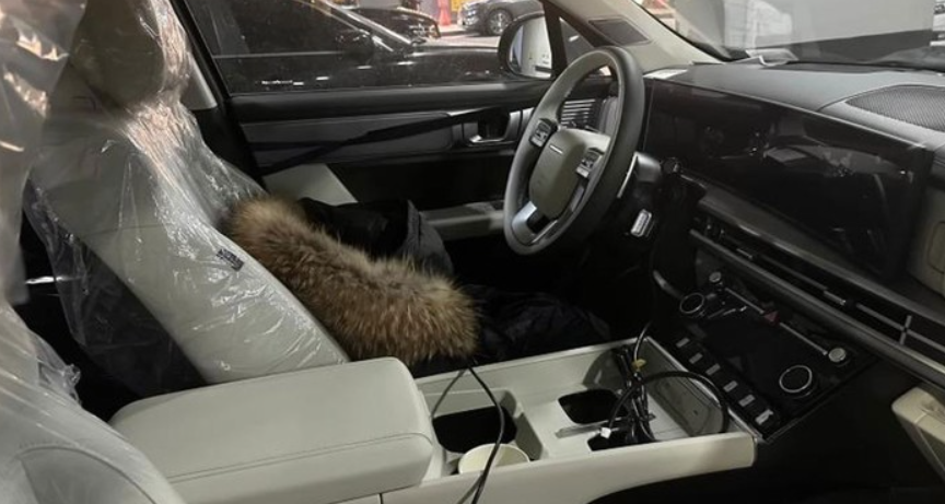 23년 신형 싼타페 운전석