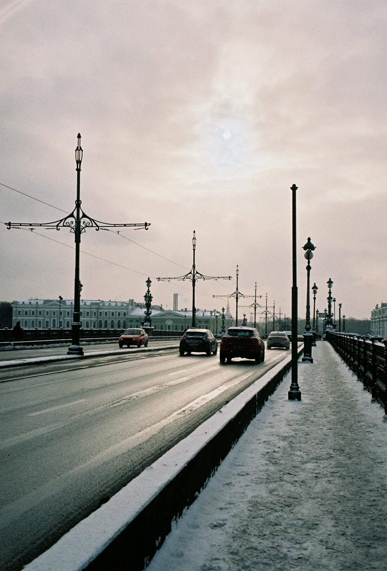 겨울철 안전 주행을 위한 타이어 관리