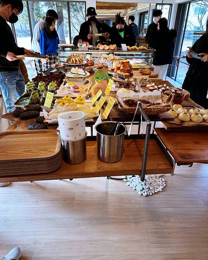 생방송오늘저녁 양평 전참시 이영자 배종옥 망고주스 앙버터 생크림 과일 크로와상 딸기 카스테라 한옥 베이커리 맛집 추천