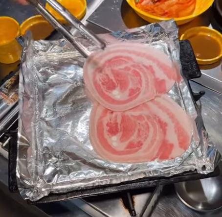 알루미늄을 고기 구을때 사용해도 될까?