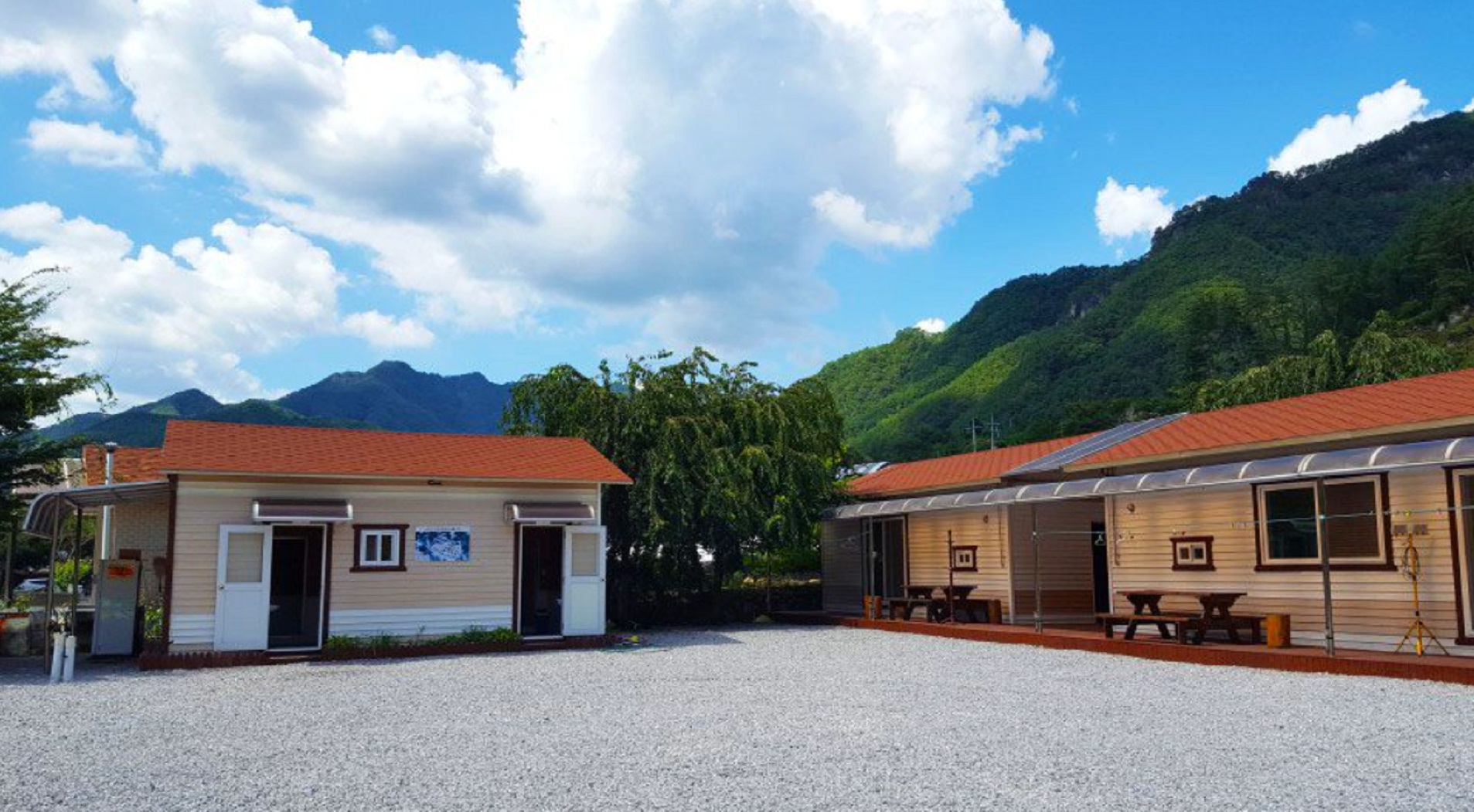 영월군 내리금봉 캠핑장 예약 바로가기