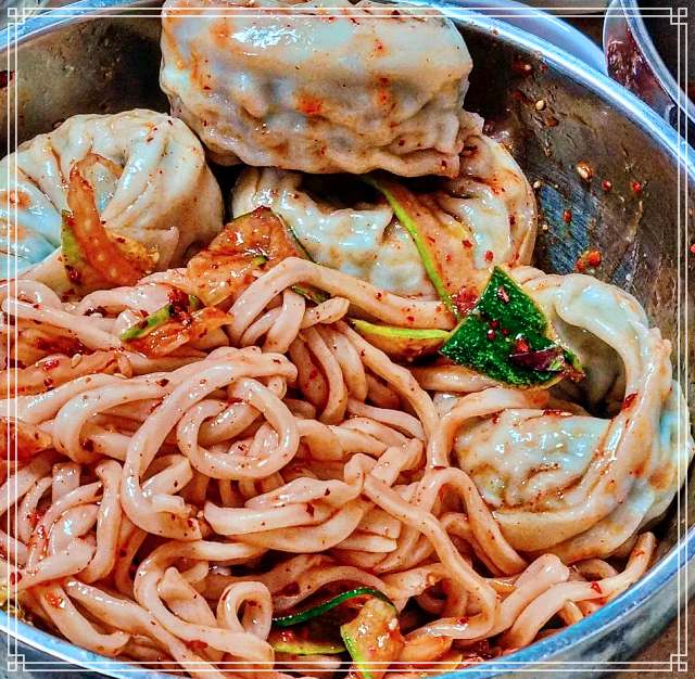 놀토 놀라운 토요일 금천 시흥 대명 여울빛거리 시장 칼빔면 맛집
