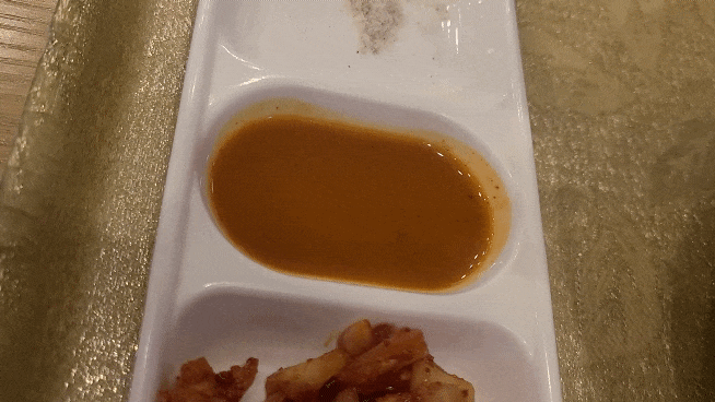 파주닭국수-소스-찍어먹기