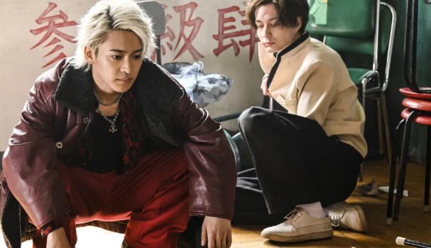 [일본영화 추천] 하이앤로우 더 워스트 크로스 다시보기 줄거리 결말 후기 스포일러