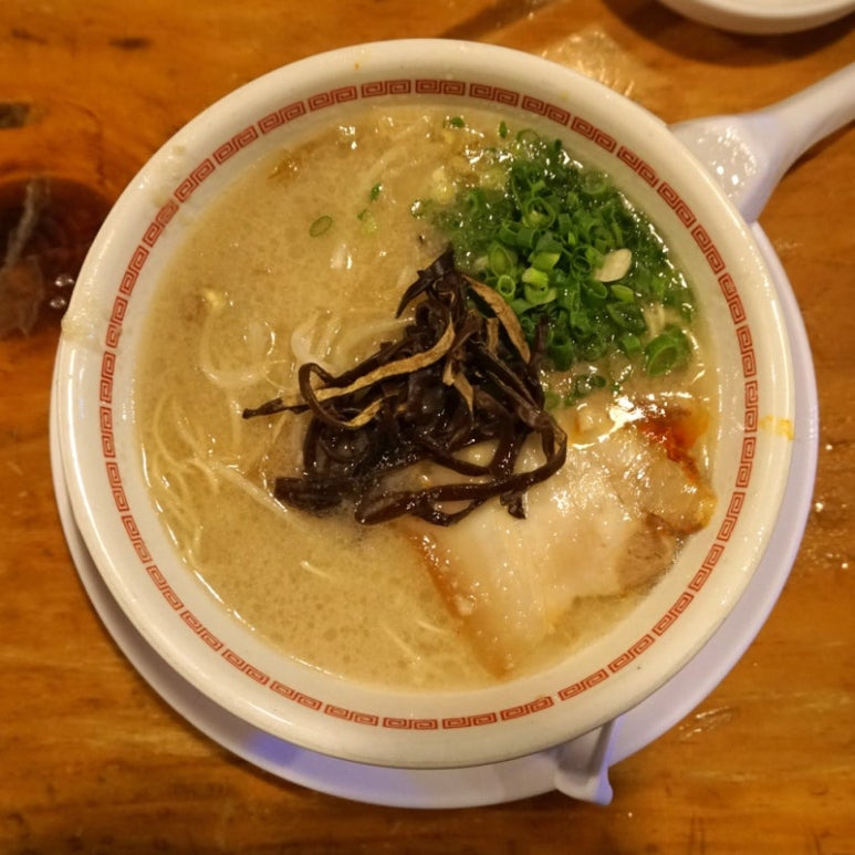 홍대 라멘 명가 '하카타분코'