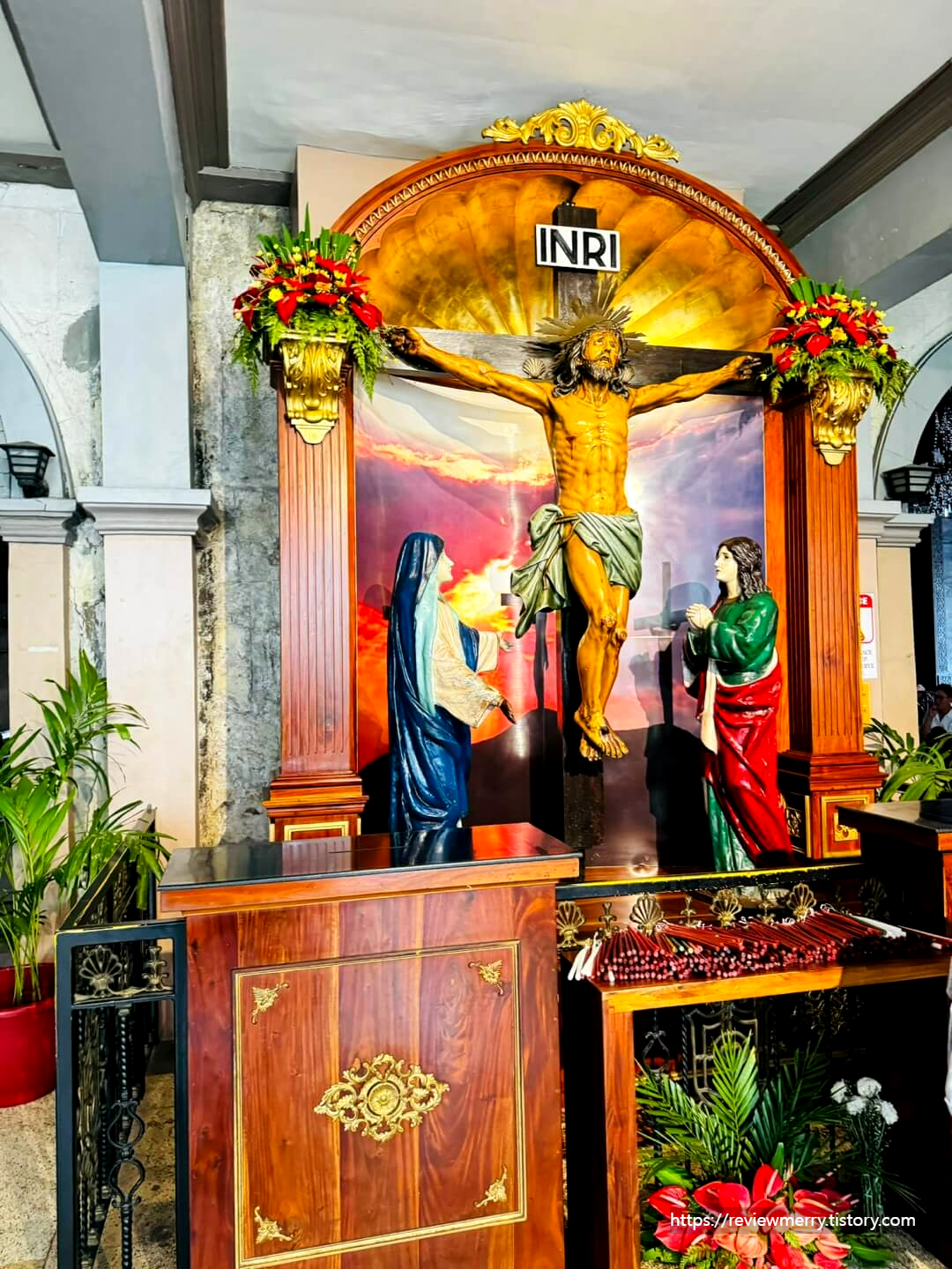 내부 성당 예수상