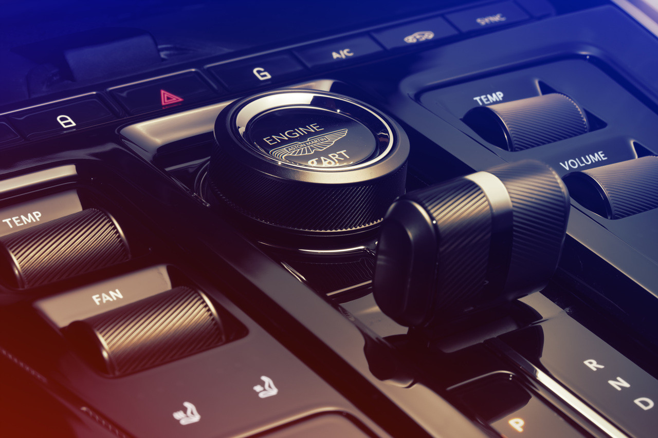 2024 애스턴마틴 DBX707, 제원 정보 포토, 가격